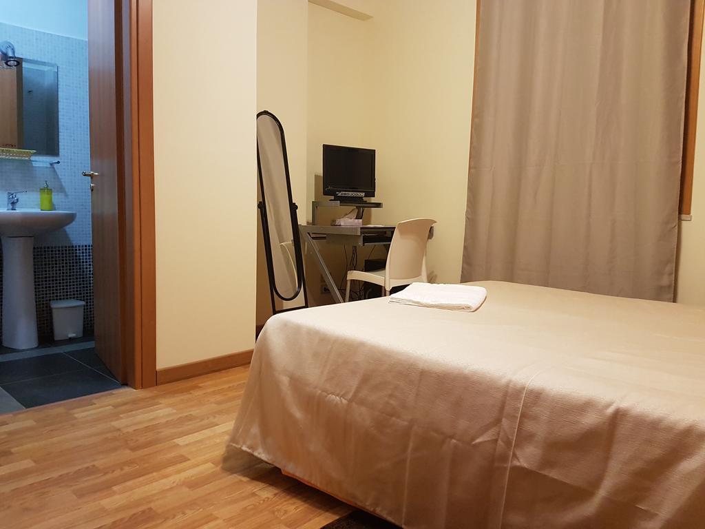 레조디칼라브리아 Il Giardino Di Ausonia B&B 외부 사진